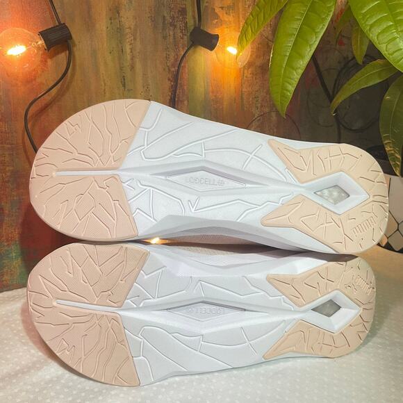 PUMA Lqdcell Shatter Mid IRI Rosewater 8.5 B (M) - Picture 11 of 12